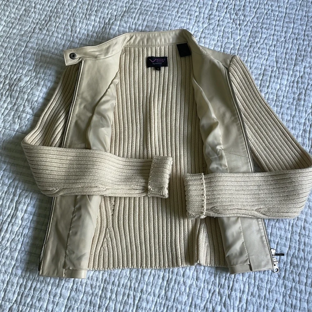 Jacket - Picture 2 of 4